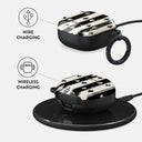 Queen's Court - Samsung Galaxy Buds Live Case 3