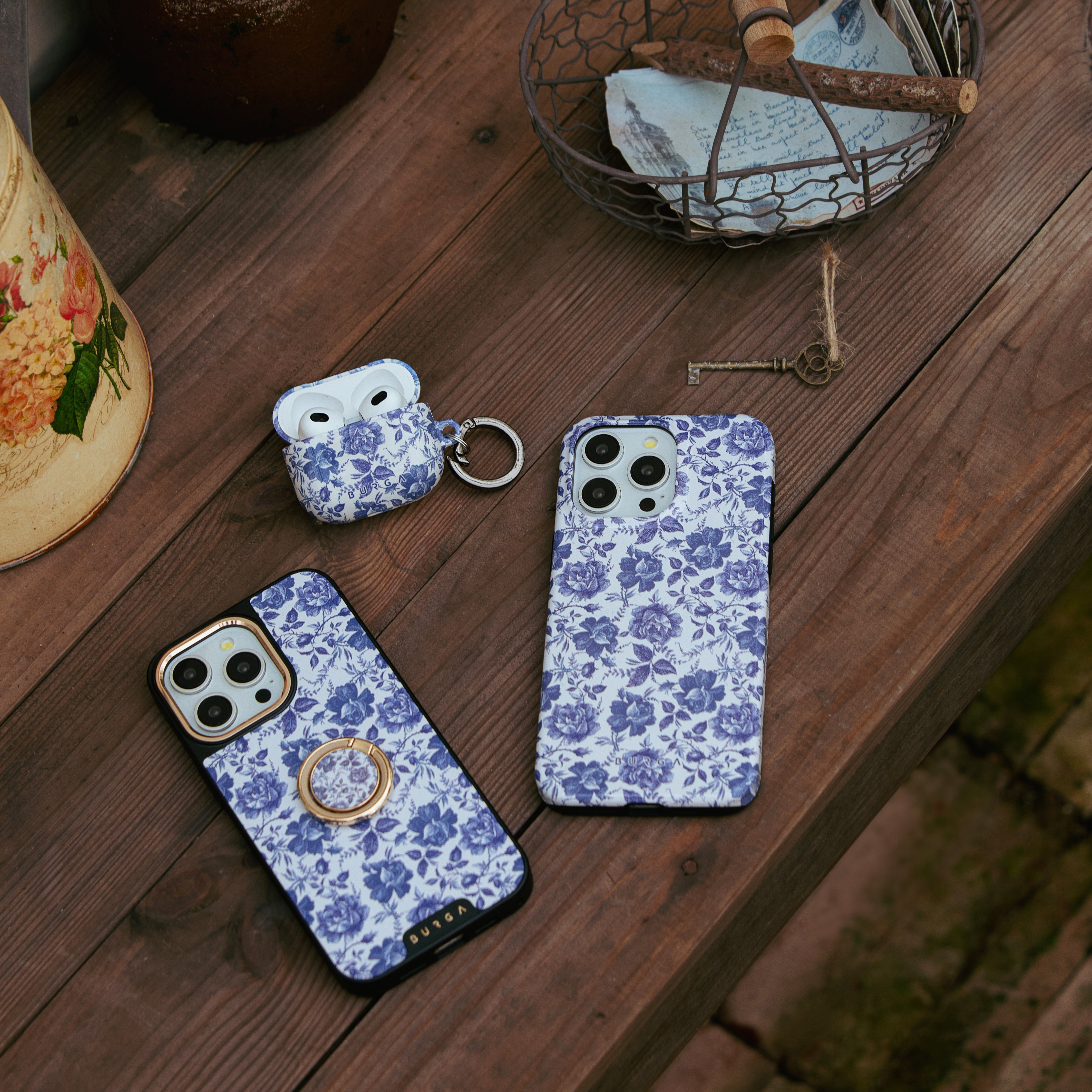 BURGA フラワーパターン iPhone13ケース Orchid - iPhone 13 Case | BURGA