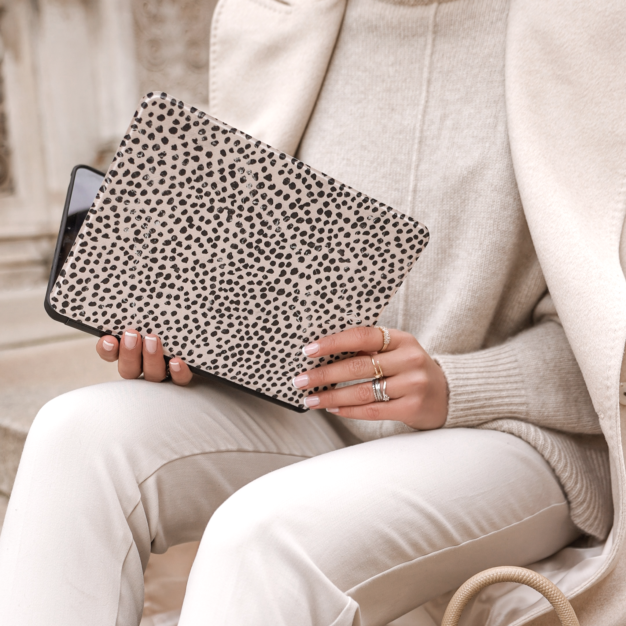 BURGA iPad Air 10.9 (5th/4th Gen) ケース Almond Latte - Cute iPad Air 10.9 (5th/4th Gen) Case | BURGA