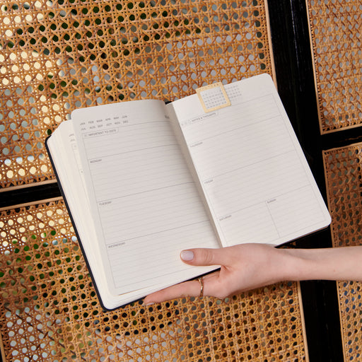 Endless Beauty - Luxury Saffiano Leather Infinity Planner