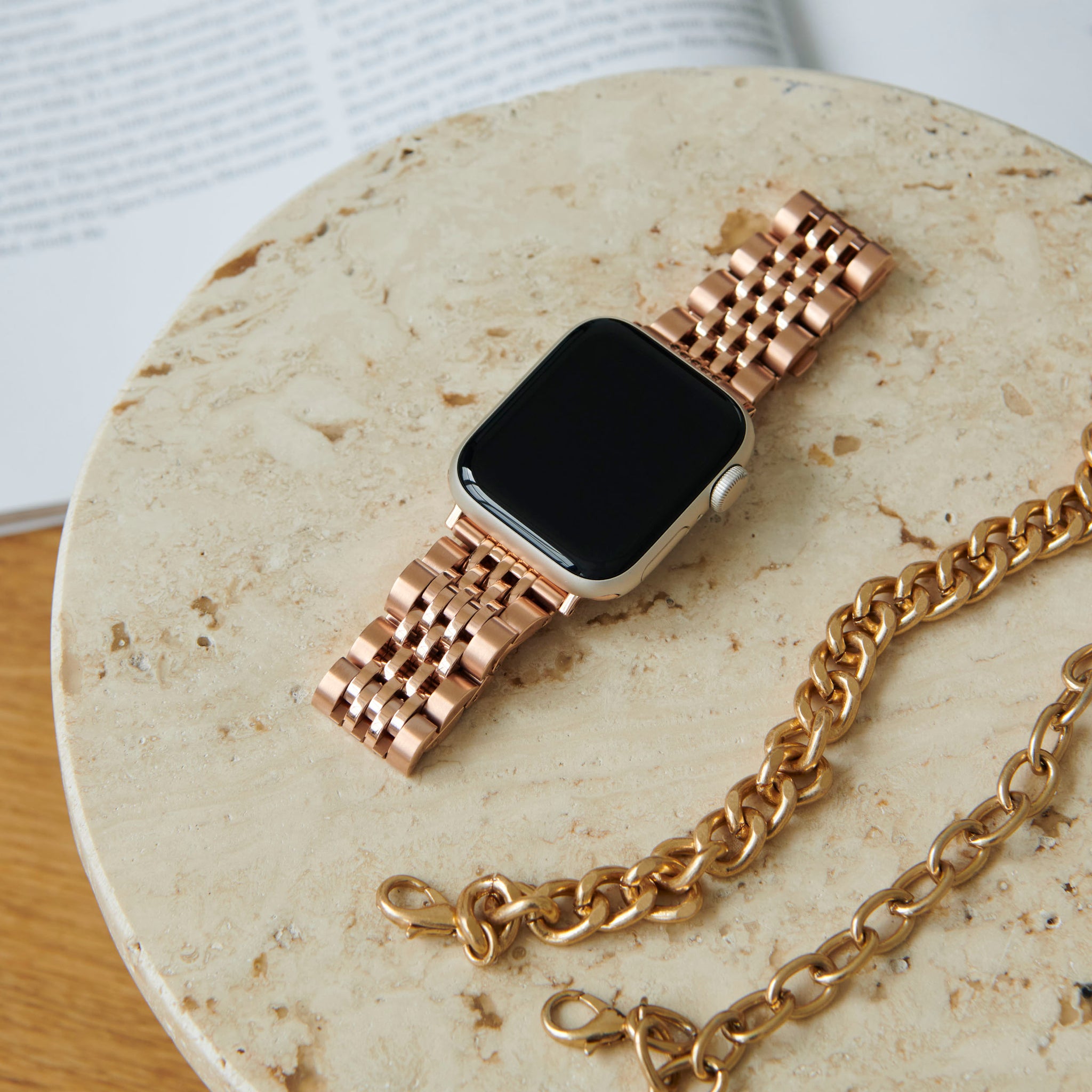Apple Watch Metal Band - Chic Royal | BURGA display picture 1