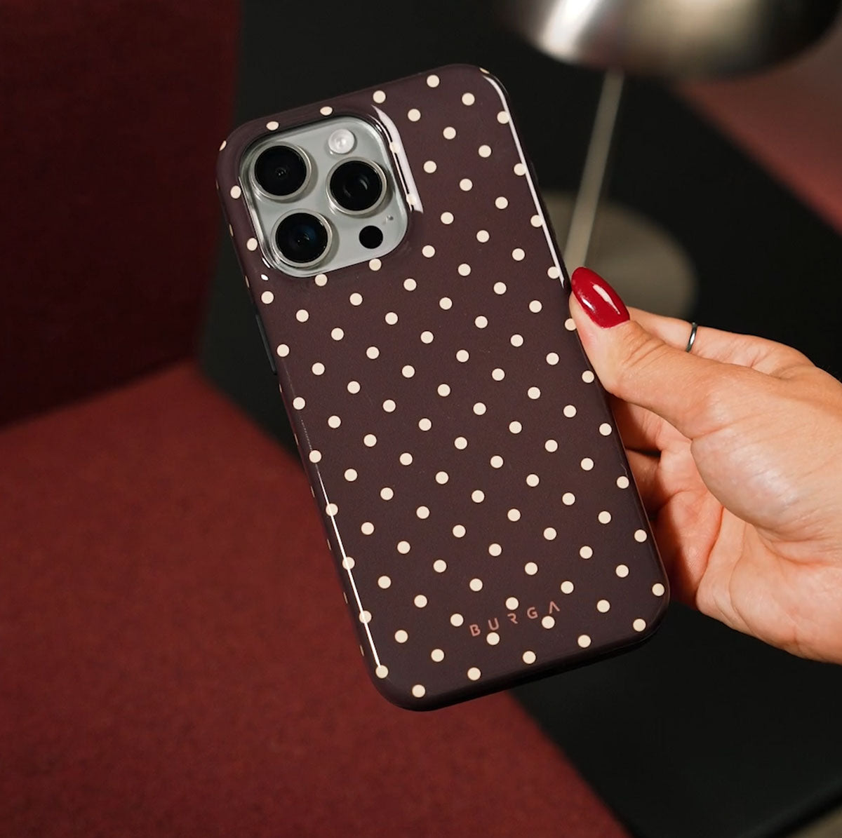 BURGA ELITE ドット柄ハードケース Sorry Busy - iPhone 16 Case | BURGA