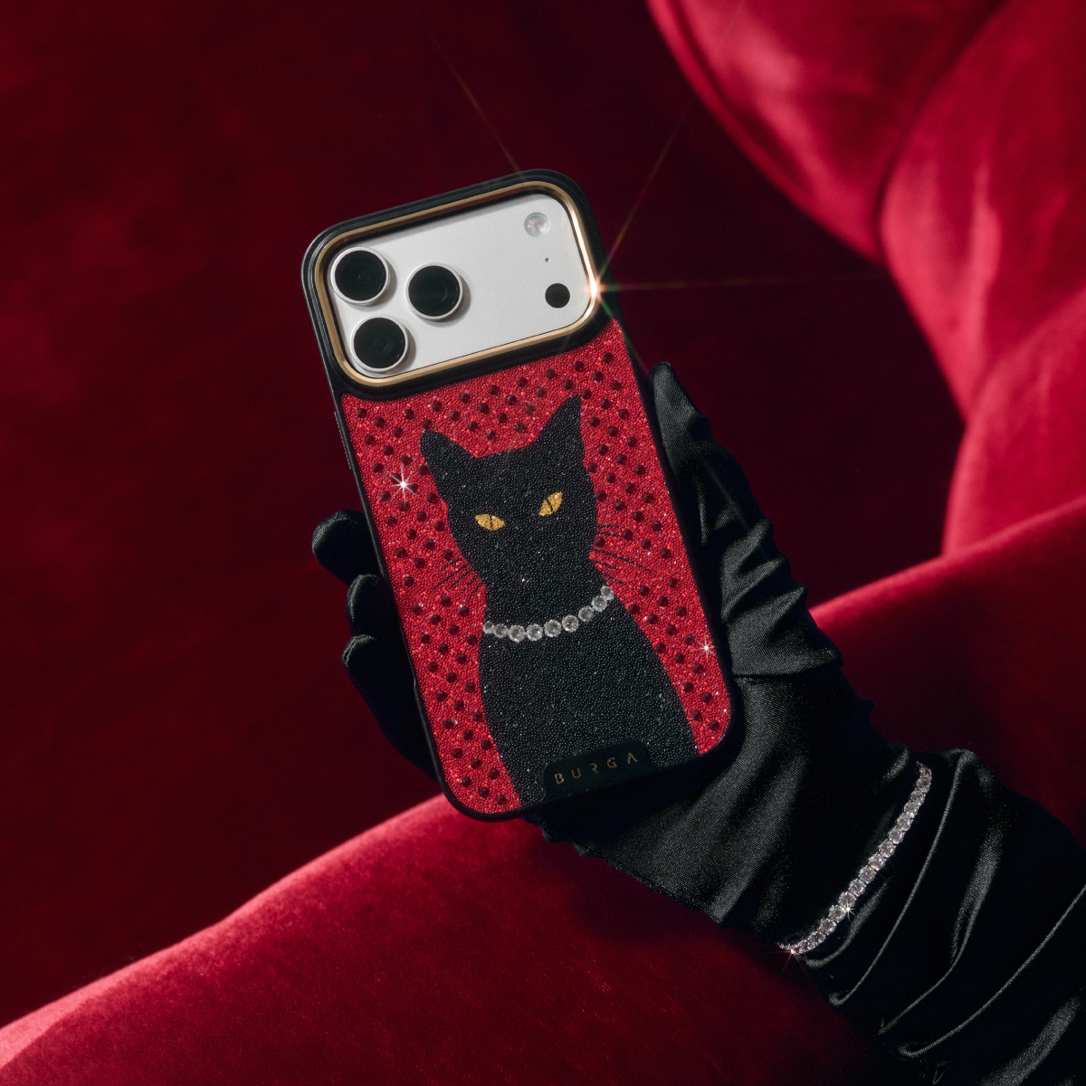 Burga iphone15ケース Cameo - iPhone 15 Case | BURGA