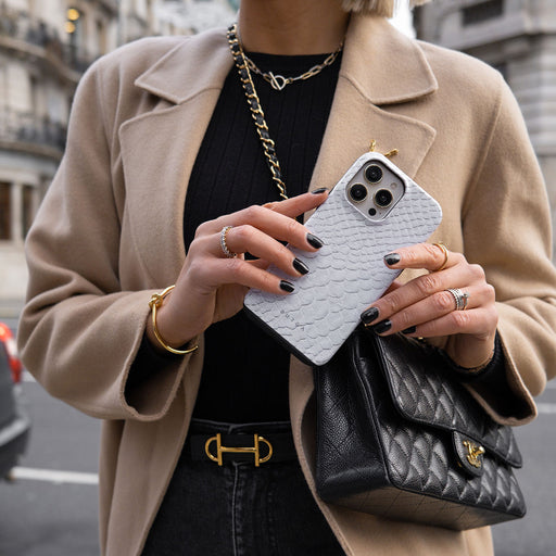 Glacial Desert - White Snakeskin OnePlus 10 Pro 5G Case 5
